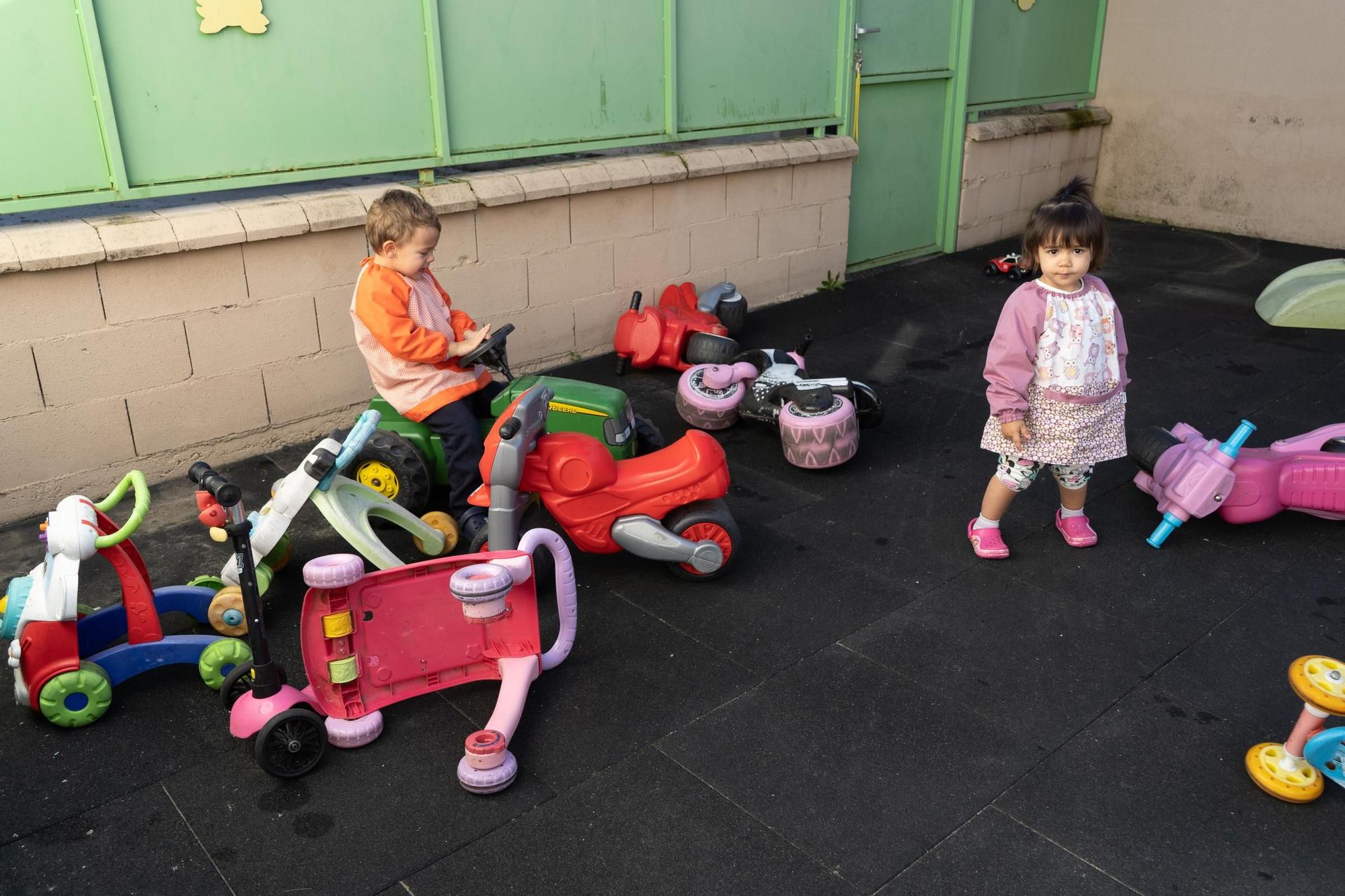 GALERÍA| Los niños de la escuela infantil de Villaralbo