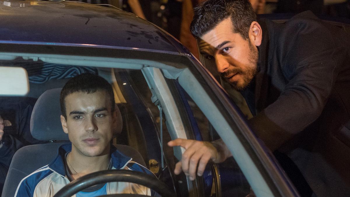 Mario Casas torna a la seva joventut d’extraradi en el seu debut com a director