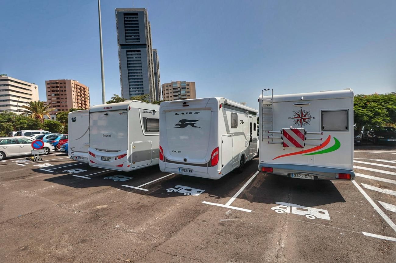 Plazas para autocaravanas en el Parque Marítimo de Santa Cruz de Tenerife