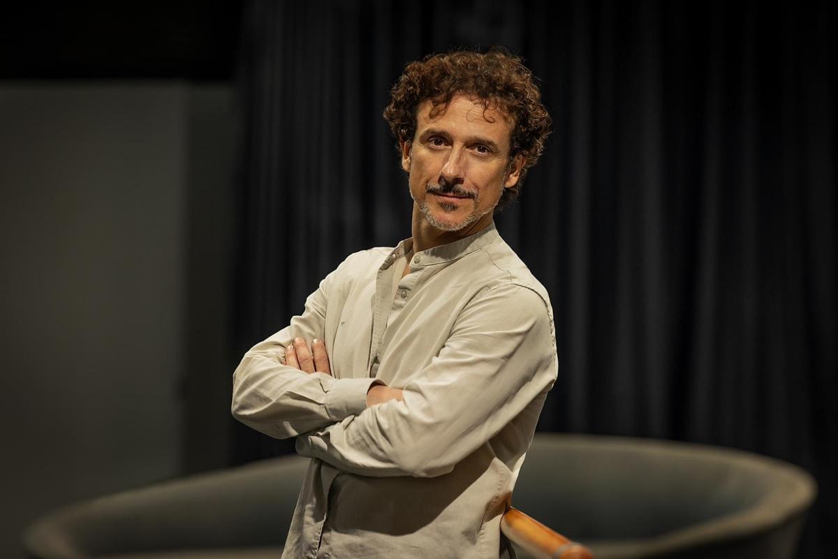 El actor y bailarín Víctor Ullate se vuelca ahora en la formación de las nuevas generaciones desde su Bachillerato Internacional de Artes Escénicas y Cine