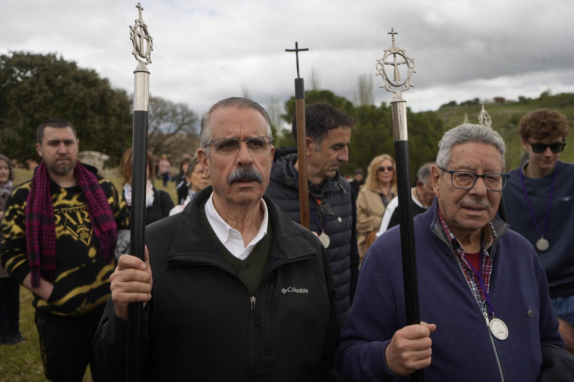 GALERÍA | El Cristo de Valderrey bendice los campos de Zamora