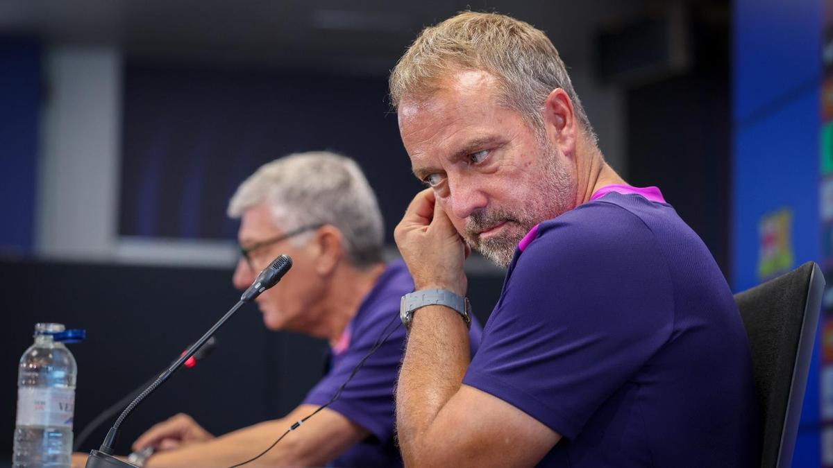 Flick, durante la rueda de prensa