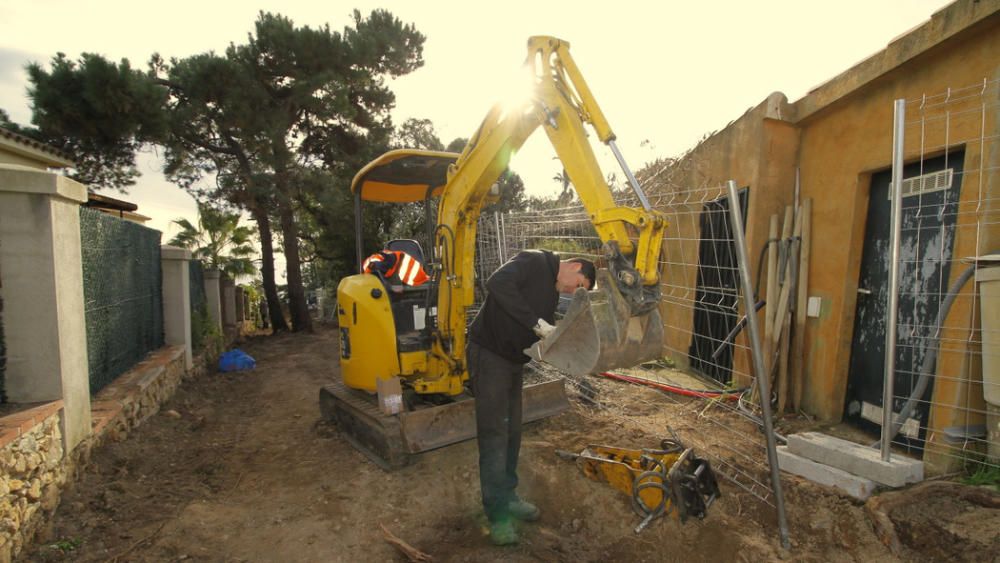 Obres del nou accés al camí de ronda de cala Bona de Blanes