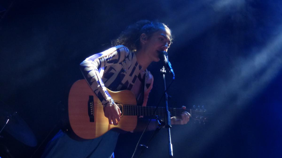 Concert de Maria Jaume a la plaça de la Palmera