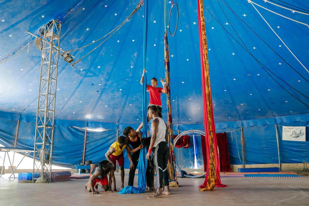 Circo Sencirk: una forma de ayudar a los jóvenes desfavorecidos en Senegal