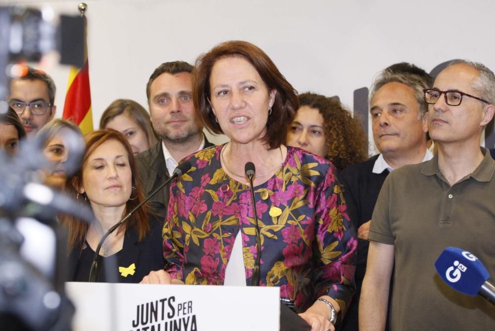 Marta Madrenas celebra la victòria a les eleccions municipals a Girona