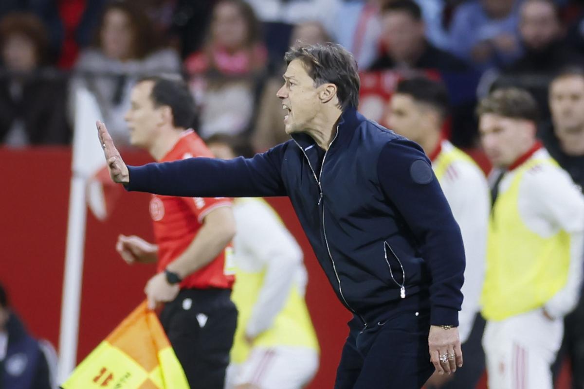 Almeyda, durante el Sevilla-Alavés