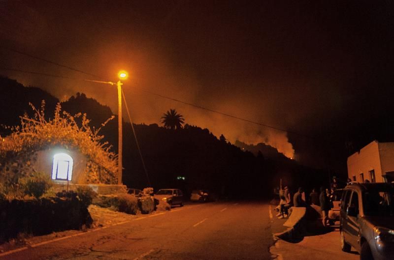 Incendio forestal en la zona de Montaña de Jedey