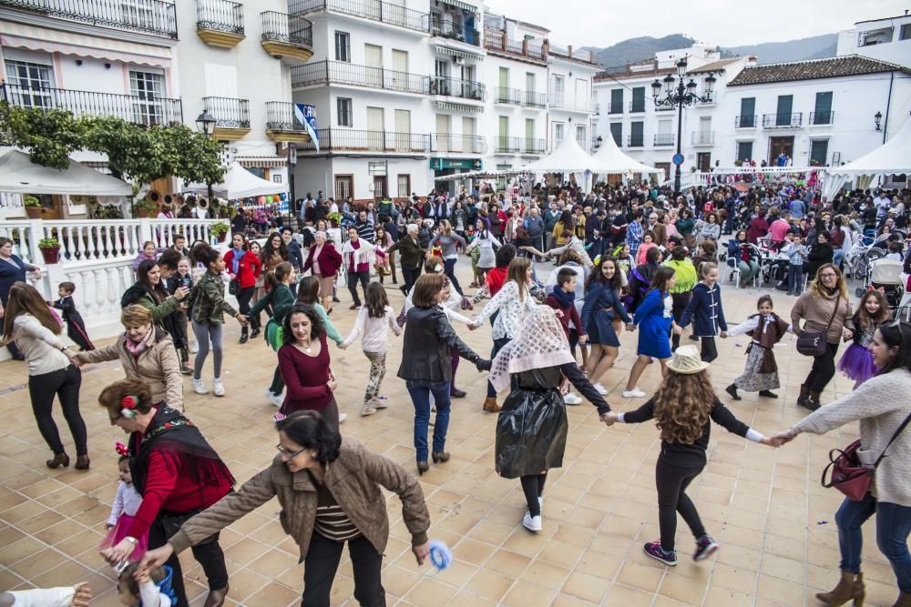 Carnaval en Tolox, el Día de los Polvos