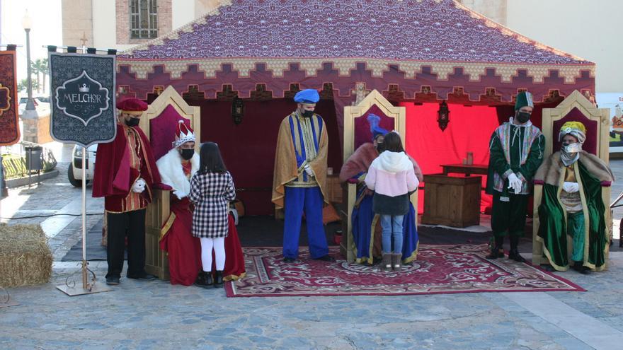 Los más pequeños visitan el ‘Campamento Real’ de Lorca