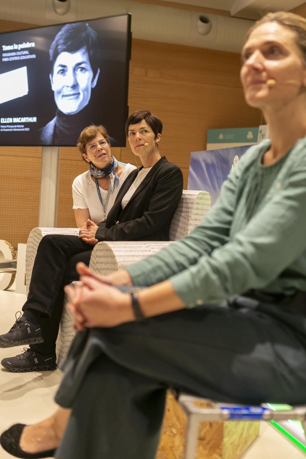 Ellen MacArthur, en Cogersa: "No hay necesidad de tener un vehículo propio"