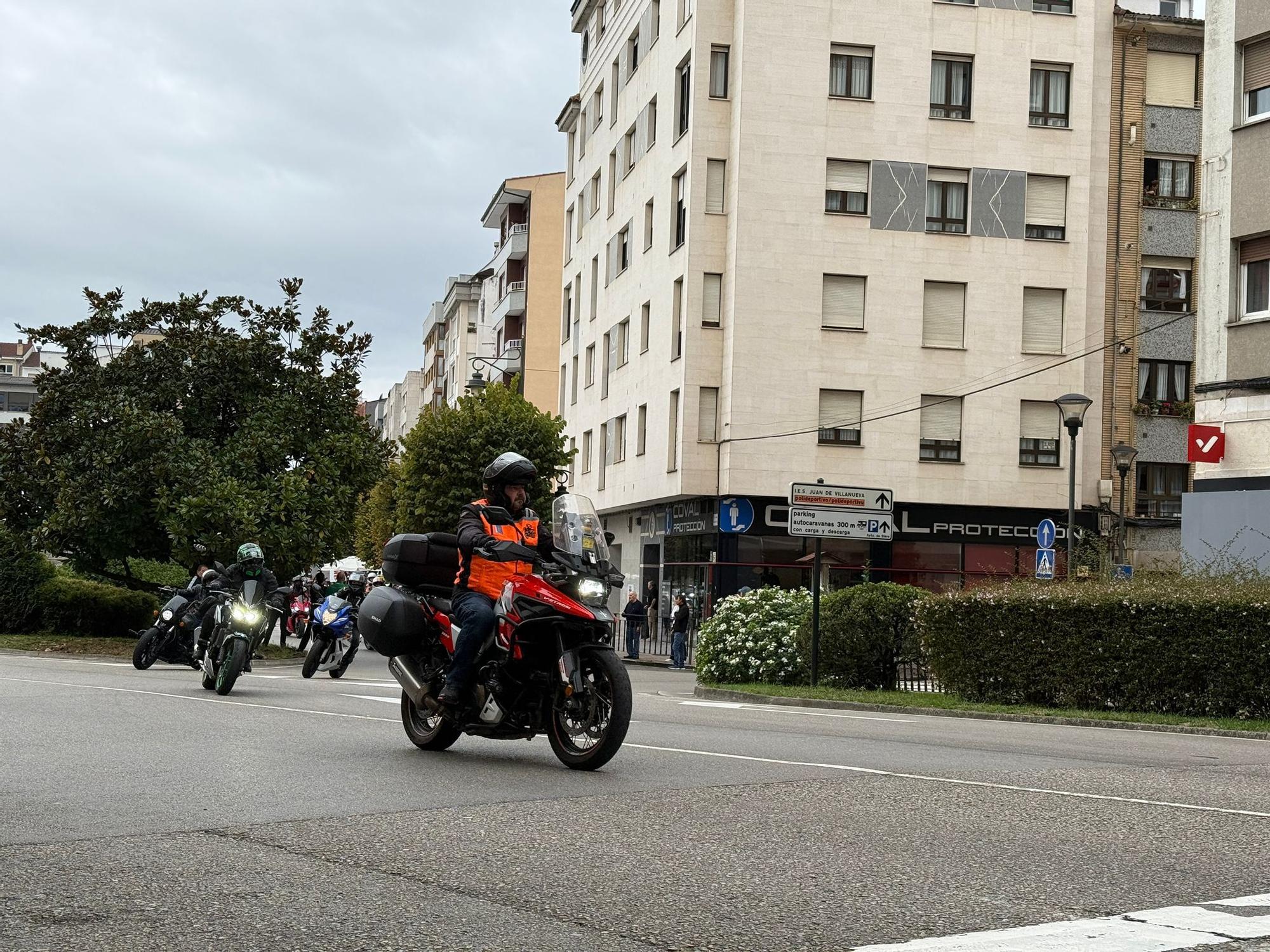 Así fue la primera salida del Motoencuentro Solidario en Siero