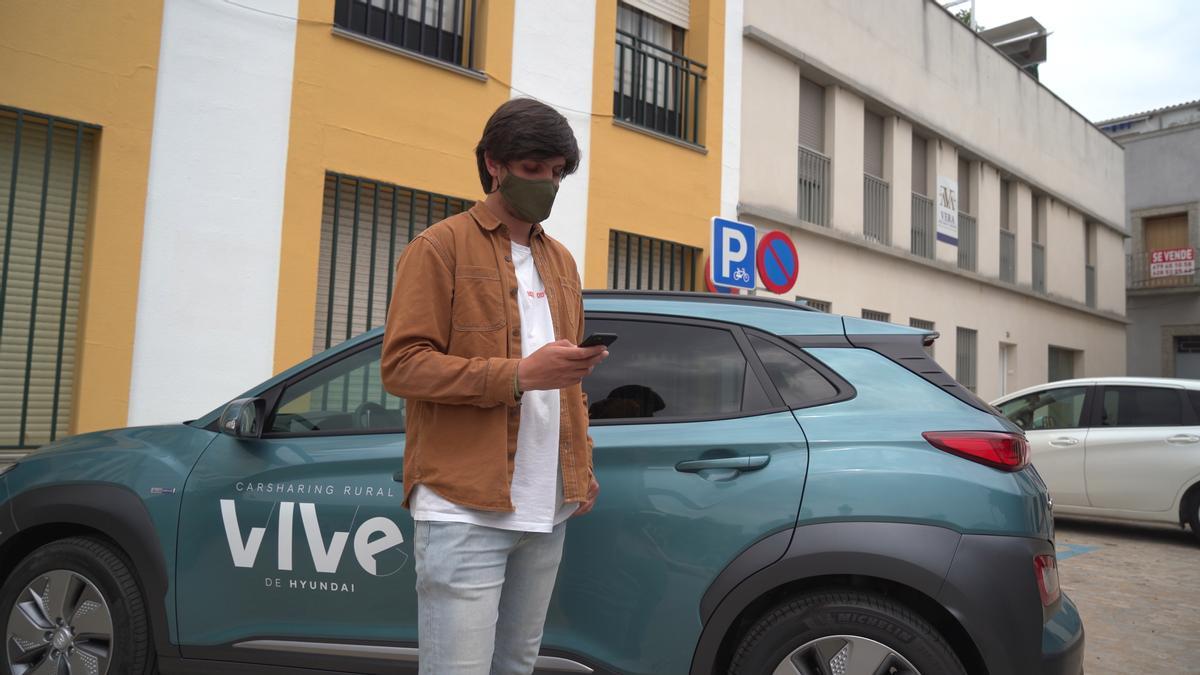 Los vecinos de Talavera la Real disfrutarán de ‘carsharing rural’  de Hyundai durante tres meses gratis