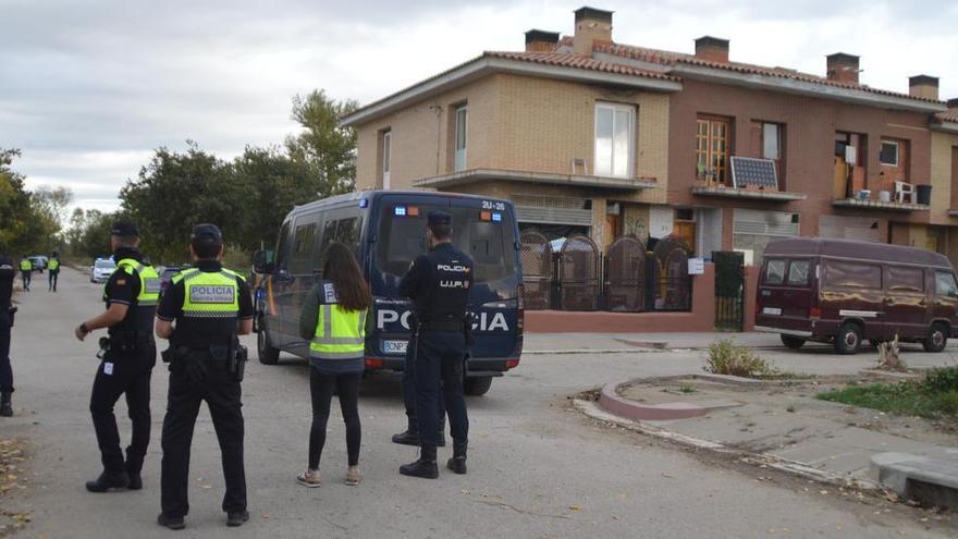 Operació policial en edificis ocupats de la Marca de l&#039;Ham