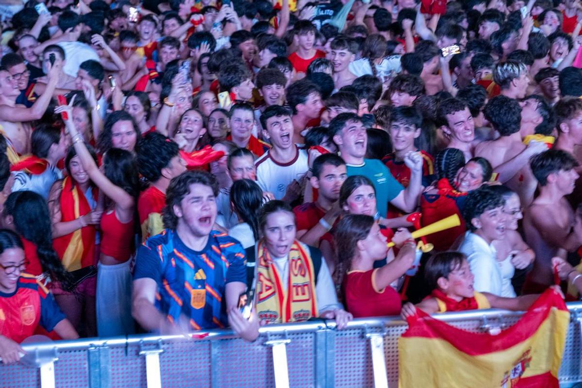 La final del Mundial en Mallorca: La 'fan zone' de España en Son Fusteret