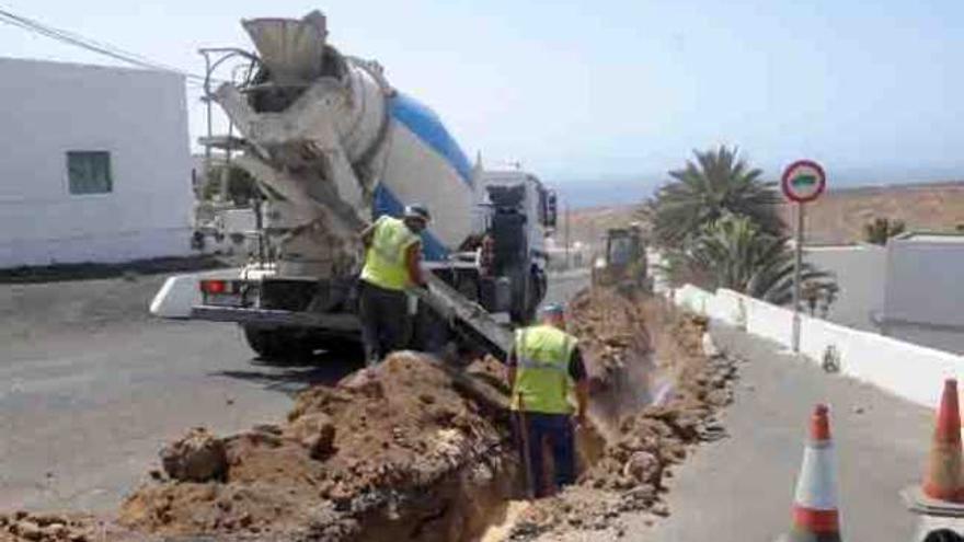 Mejora de la red de abastecimiento de agua en San Bartolomé. | lp / dlp