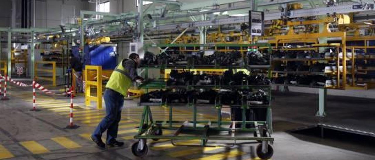 General Motors arrastra a los fabricantes de componentes a la línea férrea por Teruel