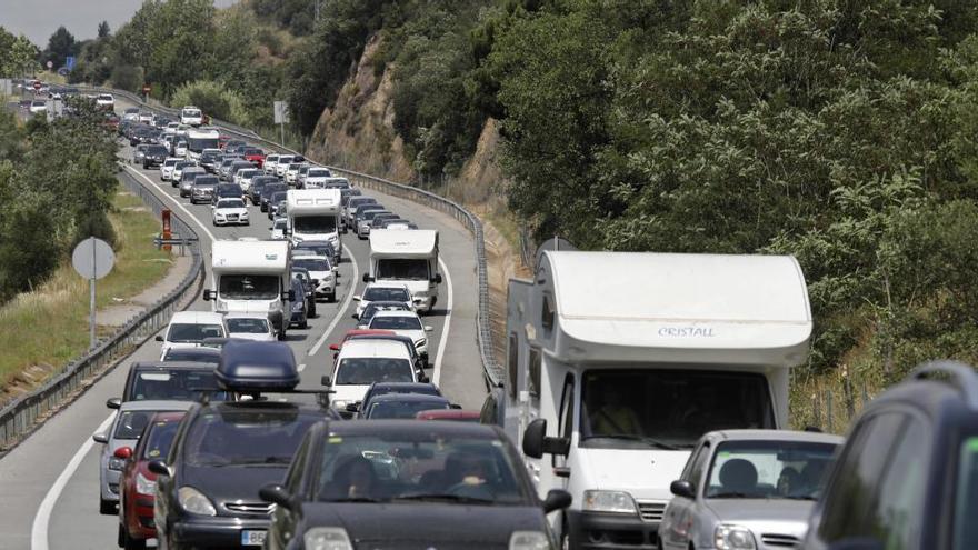 464.000 vehicles ja han sortit de l&#039;àrea metropolitana de Barcelona a les 15 hores