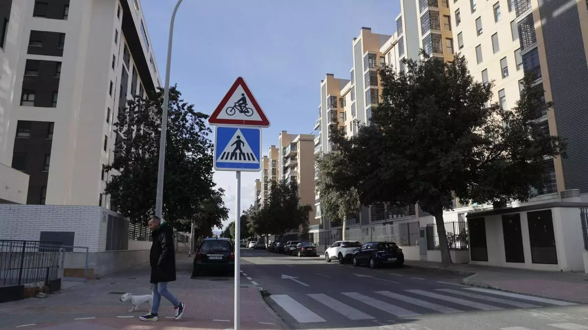 Polémica en el PAU 5 por la ubicación de la nueva hoguera que se estrena este 2025