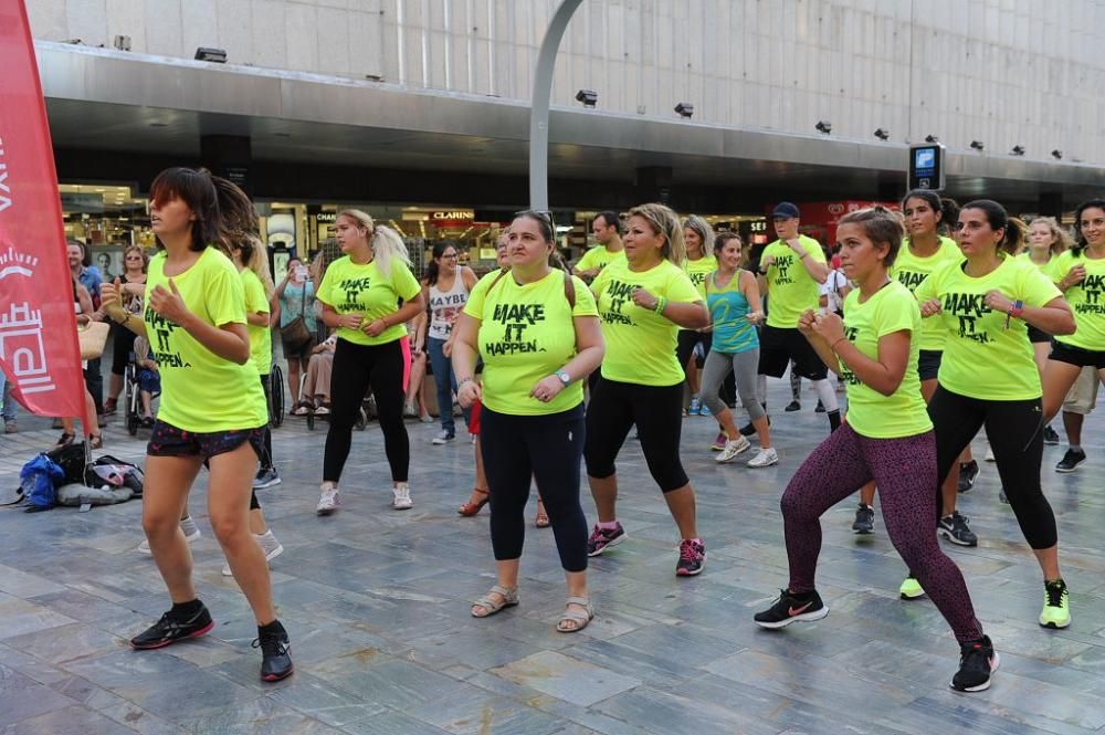 Zumba en la Avenida Libertad