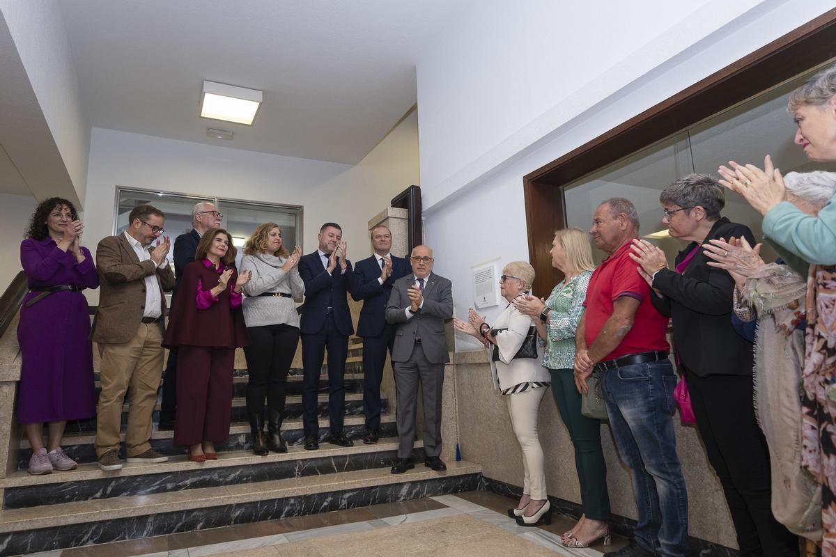 Gran Canaria restituye la memoria de los represaliados por el franquismo en el Cabildo