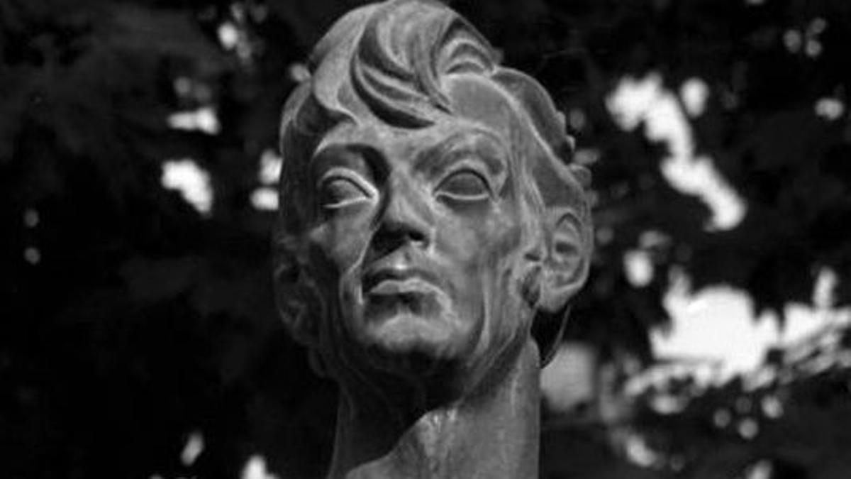 Busto de Marco Valerio Marcial en Calatayud