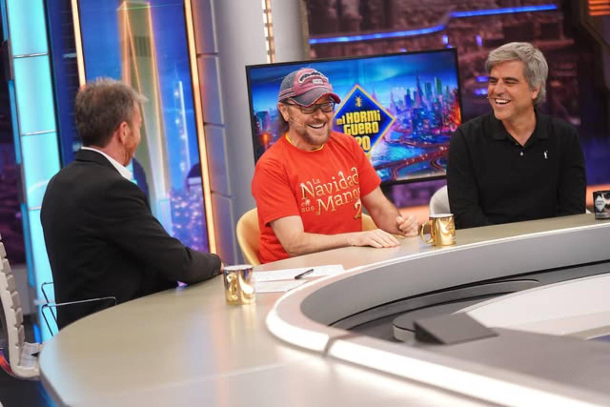 Pablo Motos, Santiago Segura y Ernesto Sevilla bromeaban sobre la ausencia de su compañero