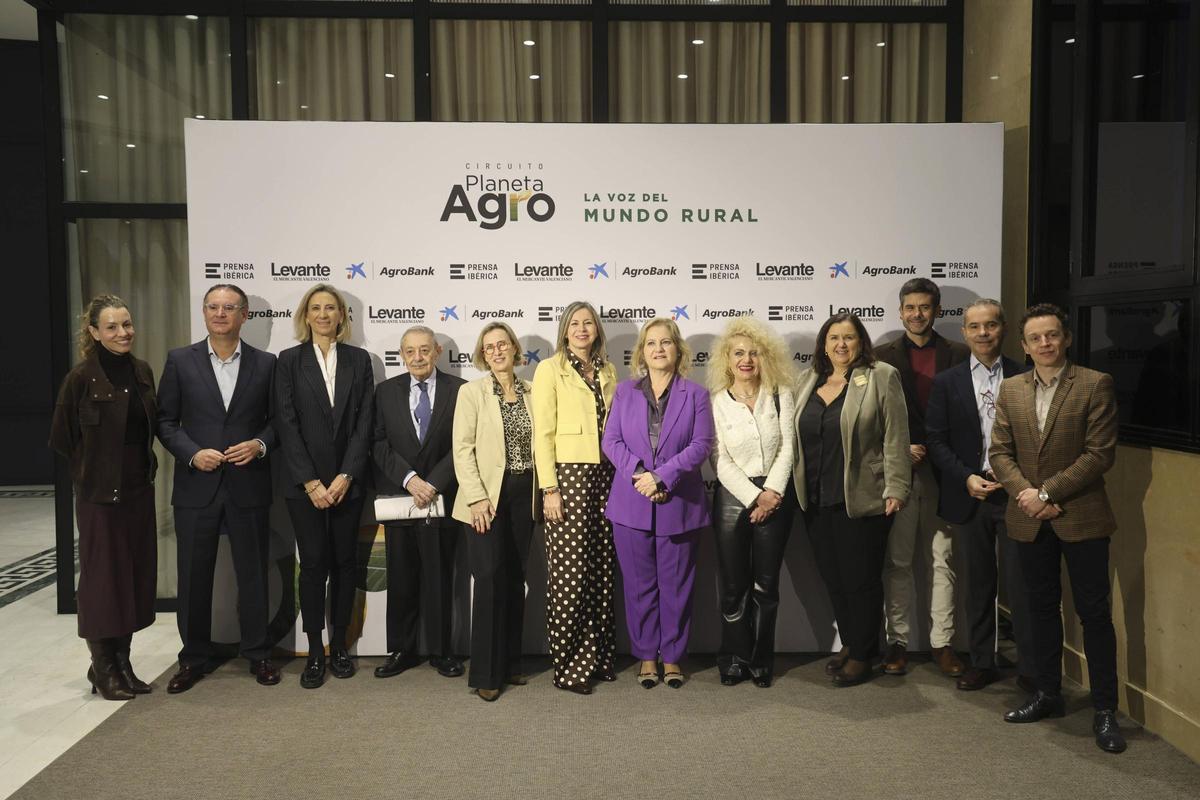 Participantes de la jornada ‘Innovación al servicio del sector agro. Talento, innovación, investigación y tecnologías que marcan la diferencia’.