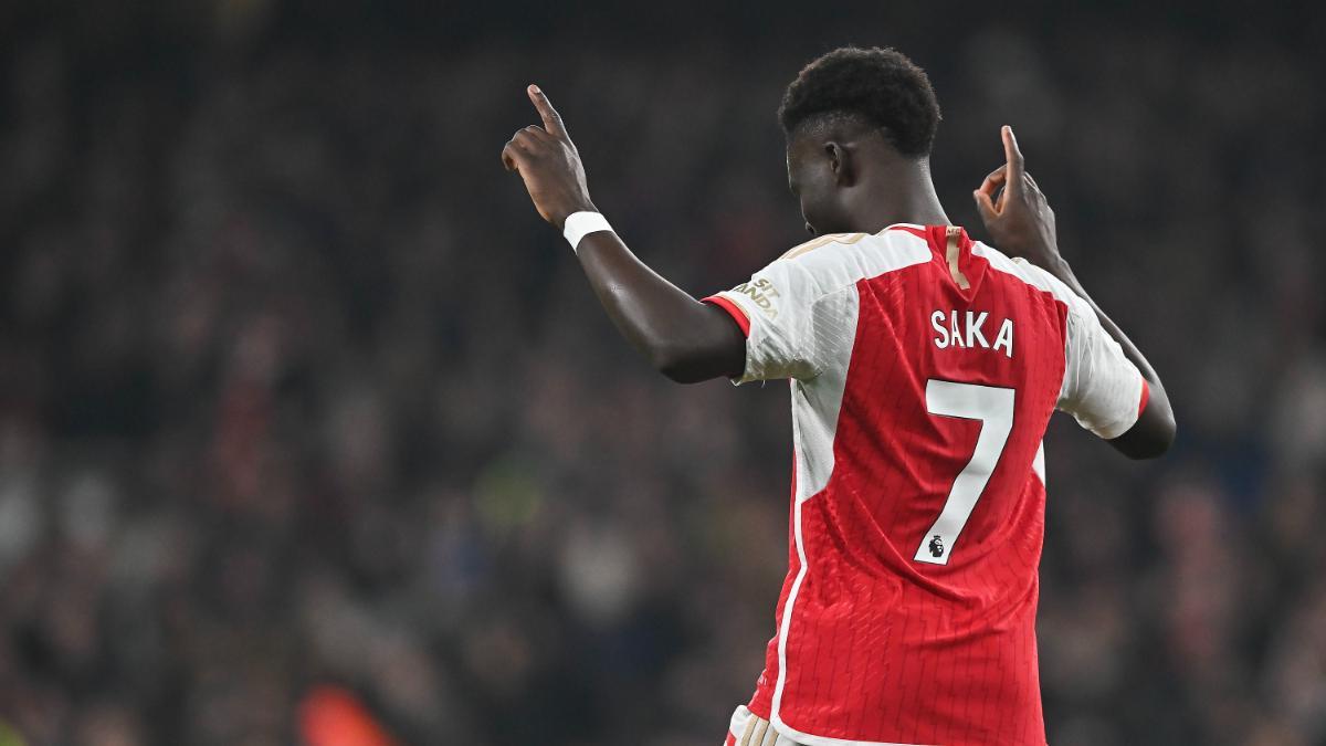 Bukayo Saka, nueva víctima del 'virus FIFA'