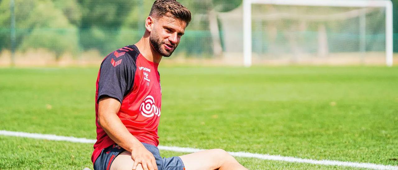 Mario González, durante un entrenamiento con el Sporting de Braga.