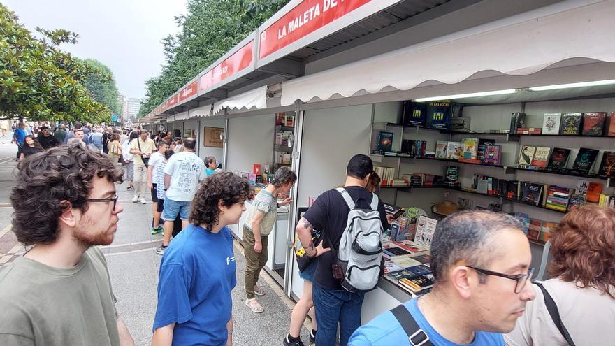 Gijón. Antigua fábrica de FLEX, próxima a derribar