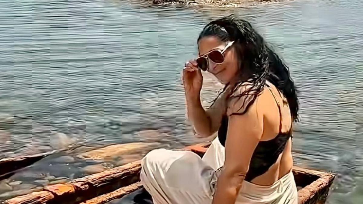 Rosa López, en un punto concreto de Almería
