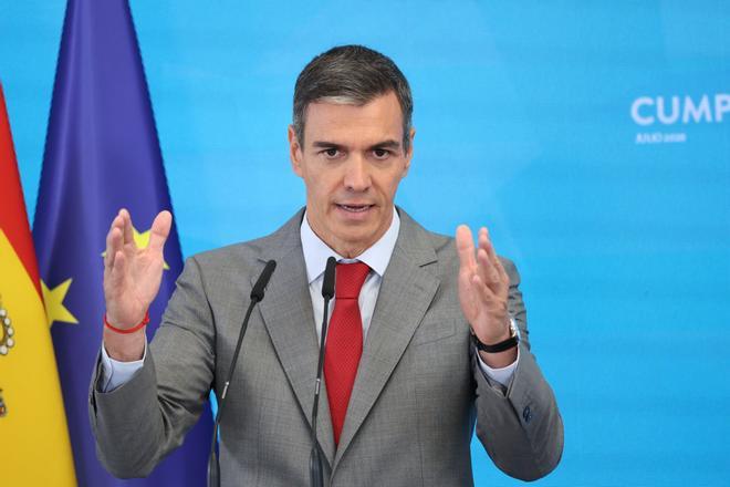 Sánchez defiende a Zapatero, dice que la sentencia que condena a su hermano es "injusta" y que la investigación a su mujer es una "causa política"