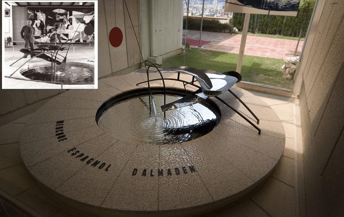 Fuente de mercurio diseñada por Alexander Calder.