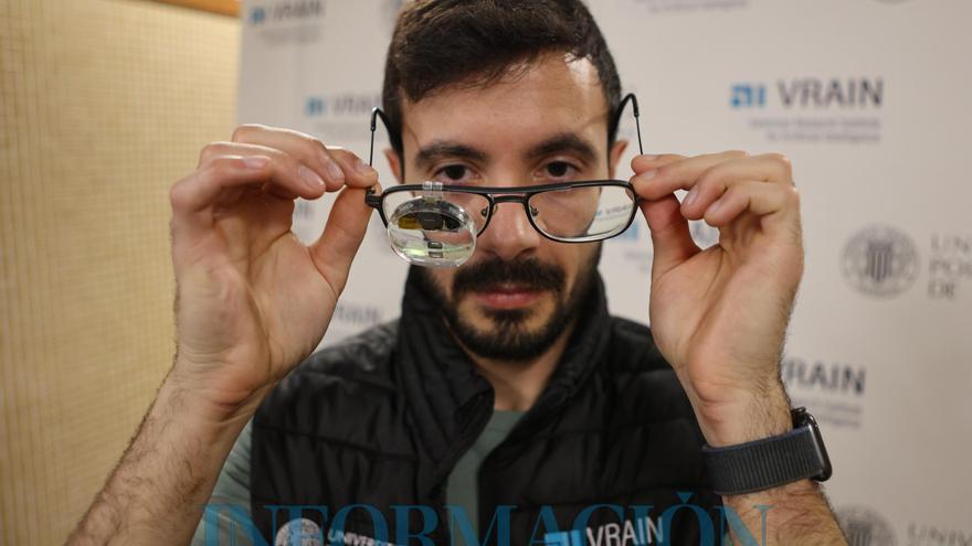 Los usos prácticos de la inteligencia artificial: desde gafas para personas con discapacidad visual a traducción simultánea