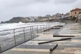 Las playas de Cartagena 'desaparecen' a las puertas de Semana Santa
