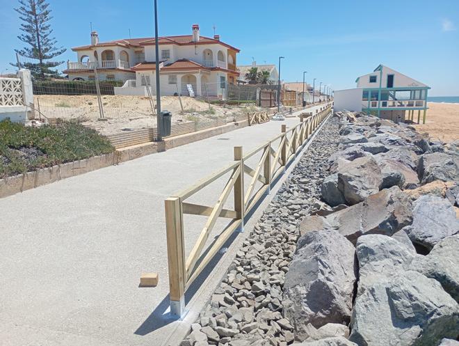 FOTOGALERÍA | Matalascañas recupera su paseo marítimo: así están las obras a día de hoy