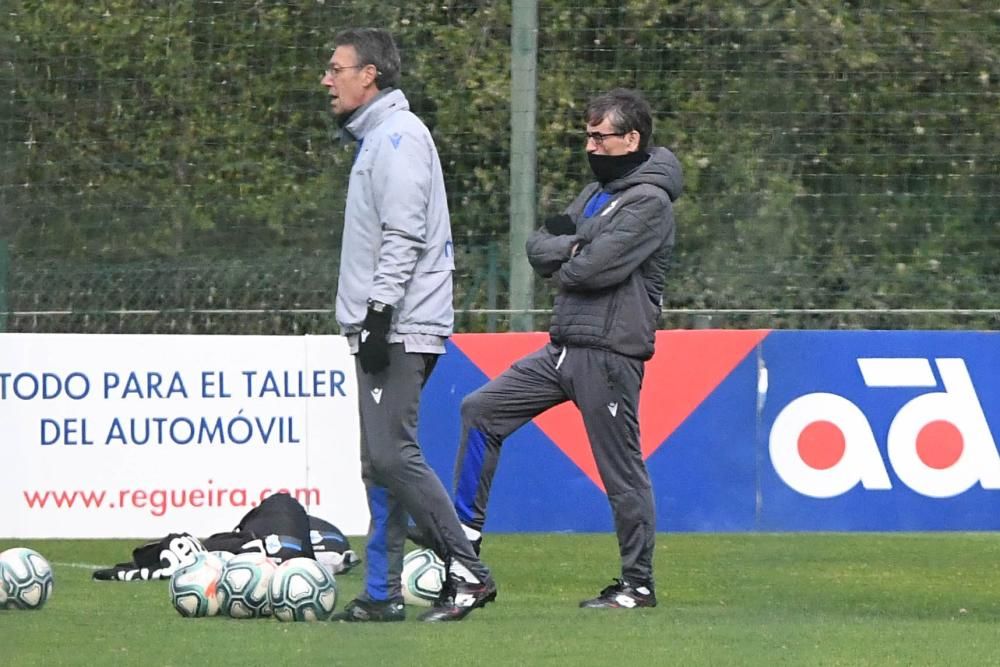 Entrenamiento del Deportivo a puerta cerrada