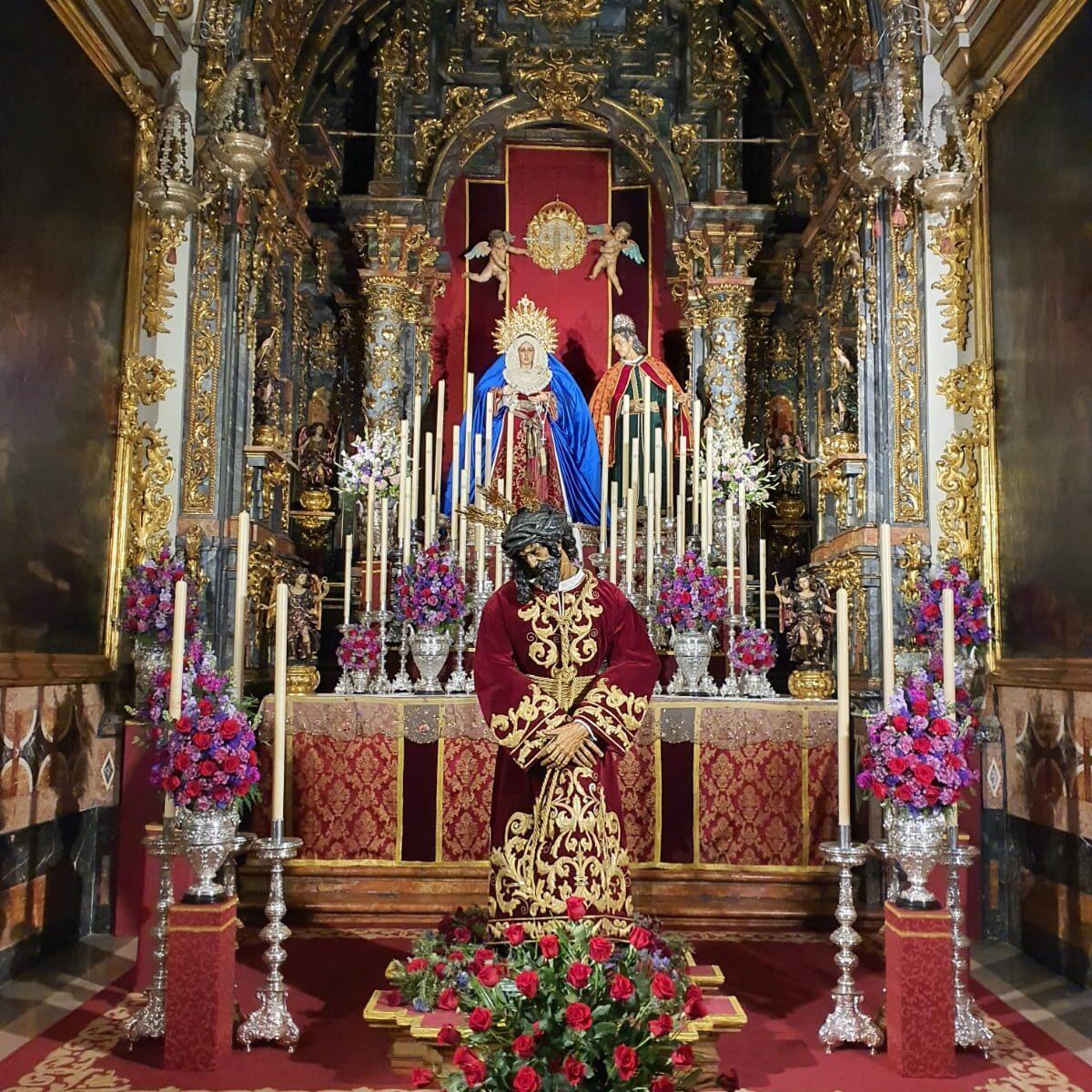 Nuestro Padre Jesús del Gran Poder y María Santísima de la Esperanza Macarena saldrá desde la Colegiata de Nuestra Señora del Buen Consejo y San Isidro (Centro)