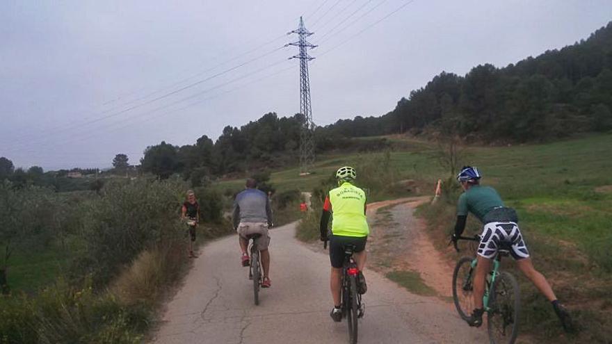 Segona sortida en gravel de la Penya Ciclista Bonavista amb una opció de recorregut per a iniciats | ARXIU PARTICULAR