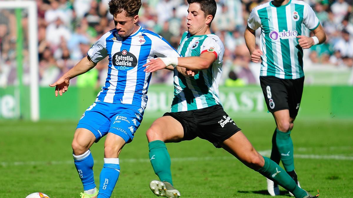 El Racing de Santander y el Deportivo empatan 0-0