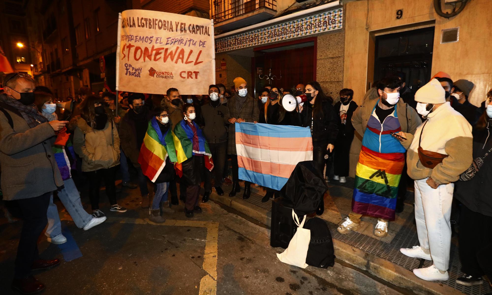 Protesta LGTBI contra las agresiones homófobas en Zaragoza