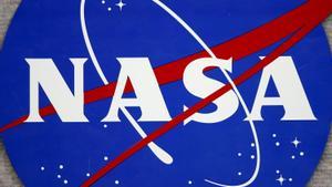 Imagen del logo de la NASA en el Centro Espacial Johnson en Houston (EEUU), en una fotografía de archivo. 