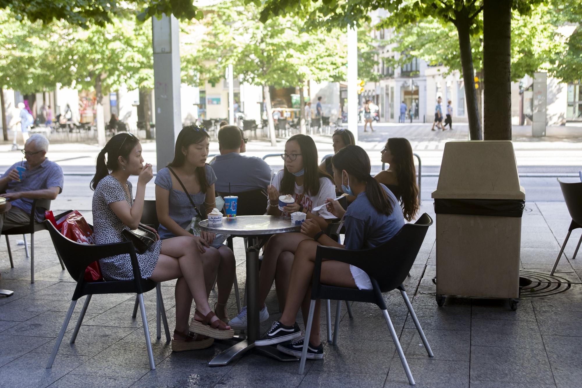 El intenso calor lleva a Zaragoza a batir un récord Noticia