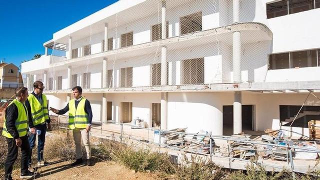 La residencia de mayores de Marbella, durante la ejecución de las obras de una de sus fases. | L.O.