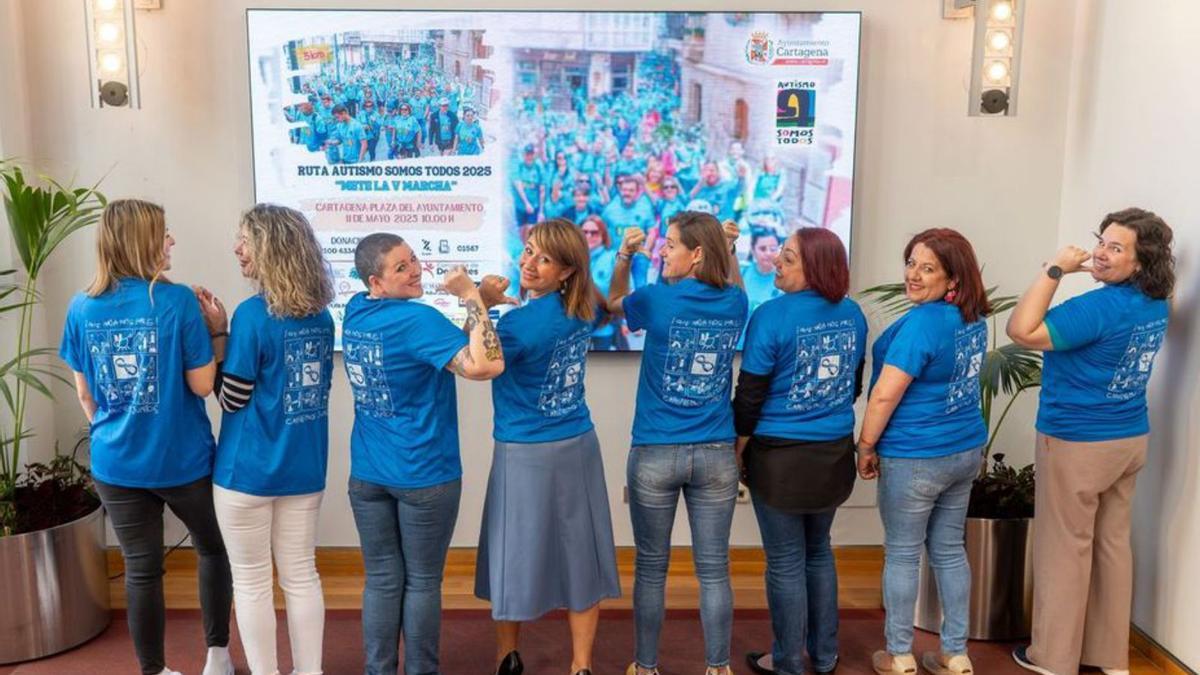 Presentación de la marcha solidaria de Autismo Somos Todos.