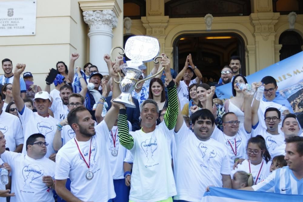 Recibimiento al Málaga CF en el Ayuntamiento de Málaga.