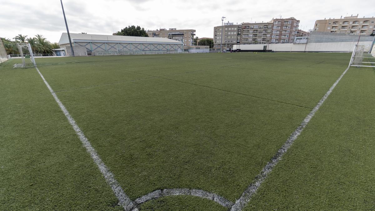 Imagen del campo de fútbol del Polideportivo de Carrús, en Elche, donde ocurrieron los hechos