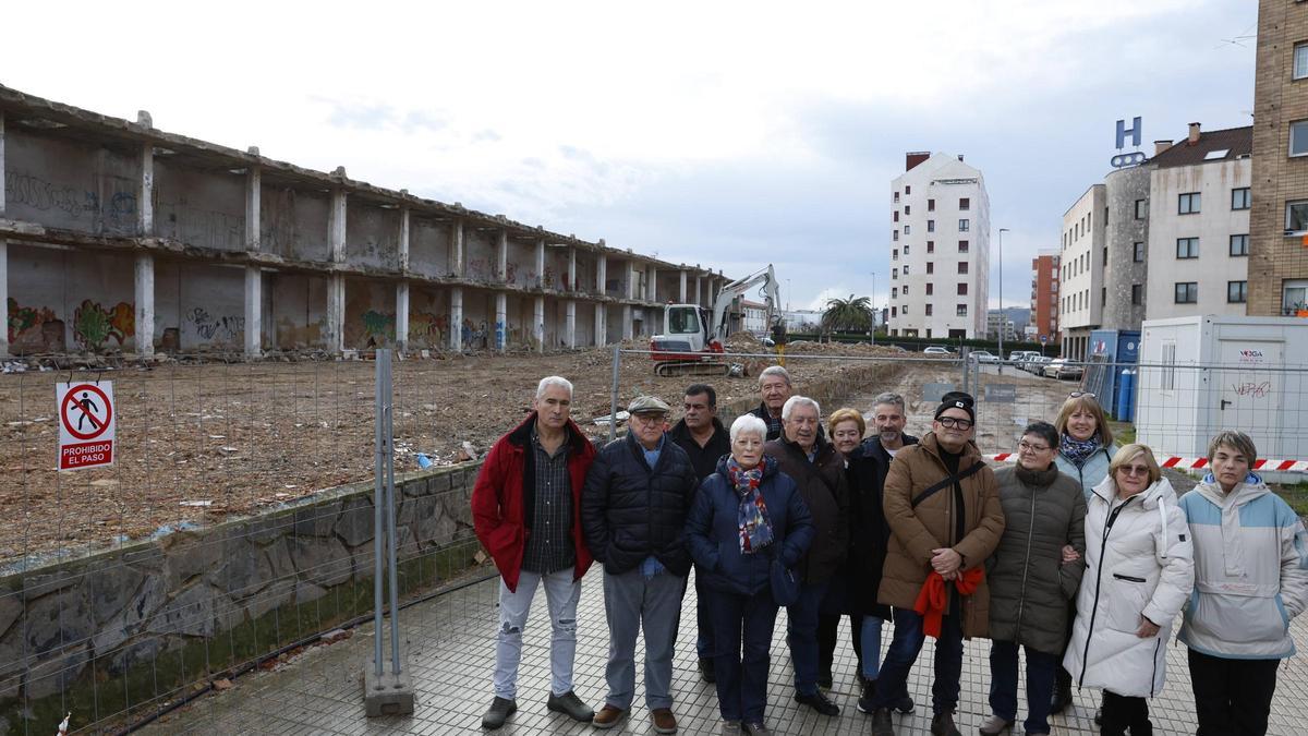La Calzada mira al futuro desde Flex, esto es lo que opinan los vecinos sobre el proyecto para la parcela (en imágenes)
