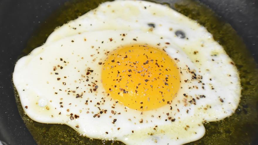 Por qué no debes cocer huevos junto a otros alimentos en el mismo  recipiente